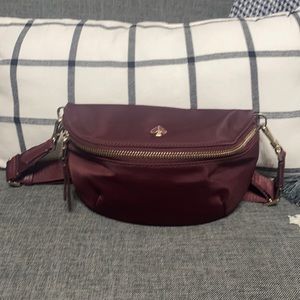 LIKE NEW- Kate spade belt bag